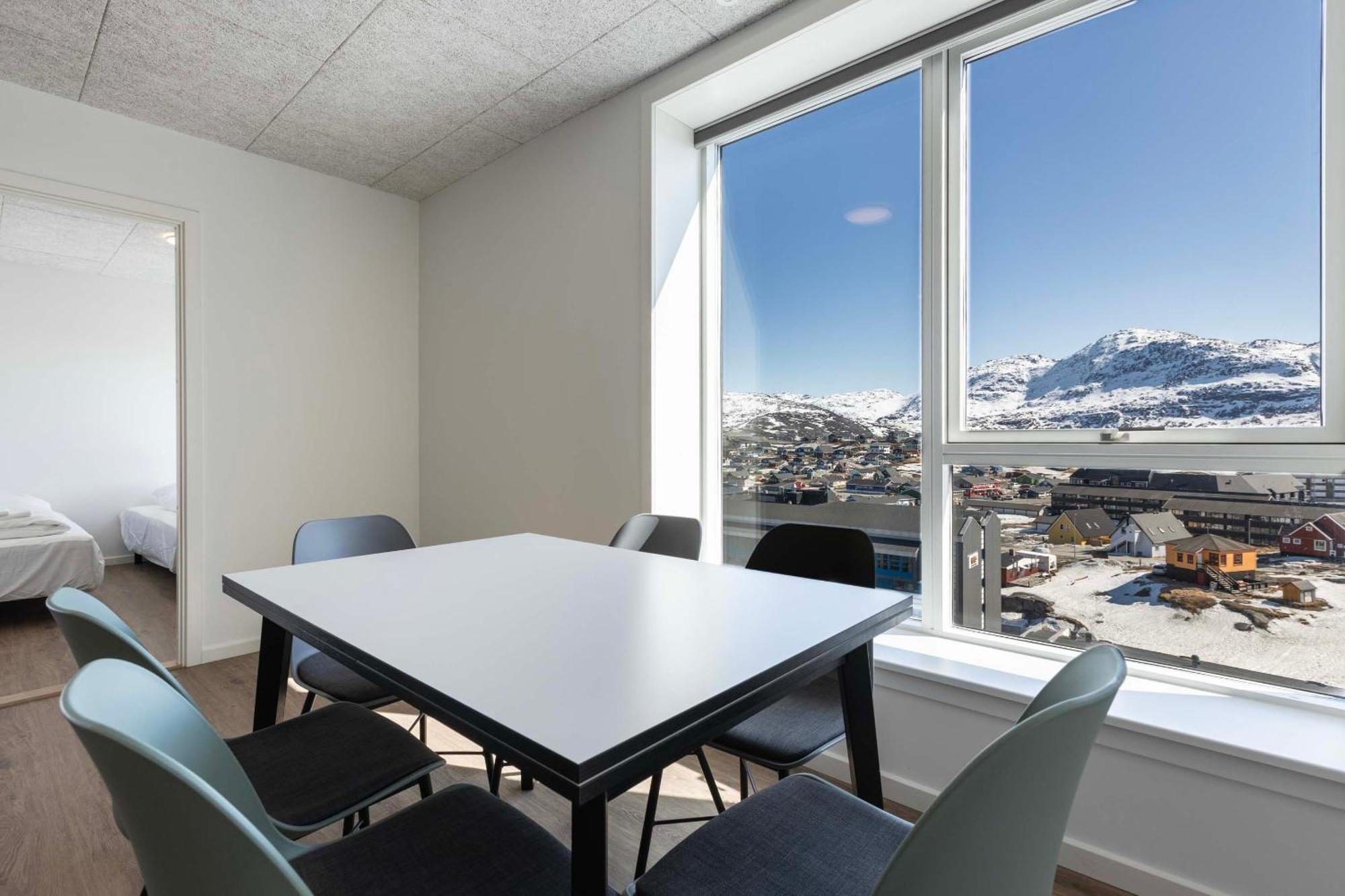 Hotel Aurora Apartments Nuuk Zewnętrze zdjęcie